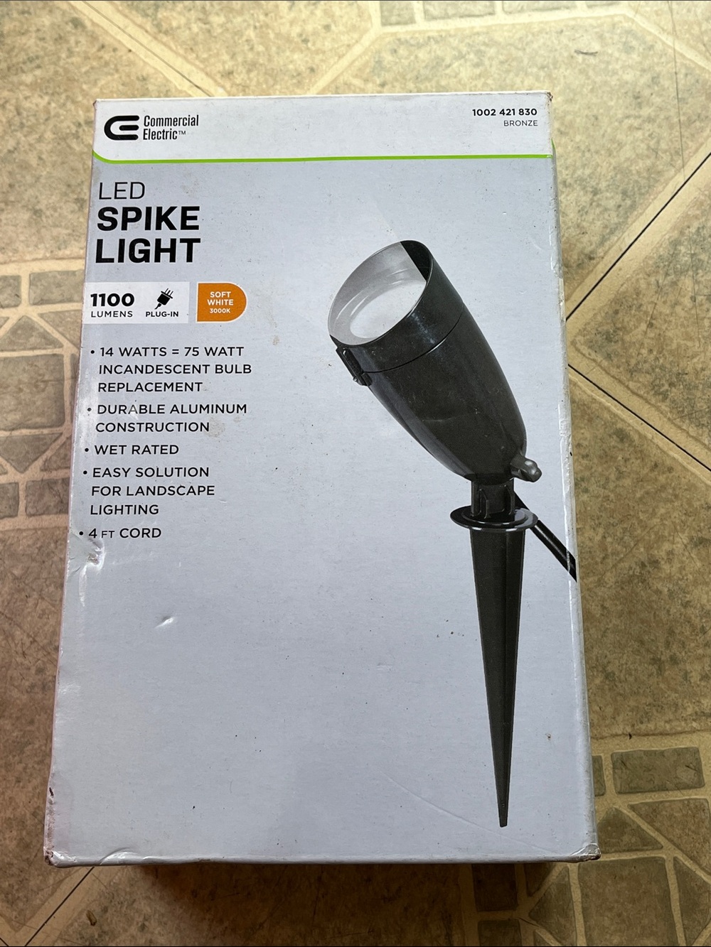 Black LED Spike Light - Soft White